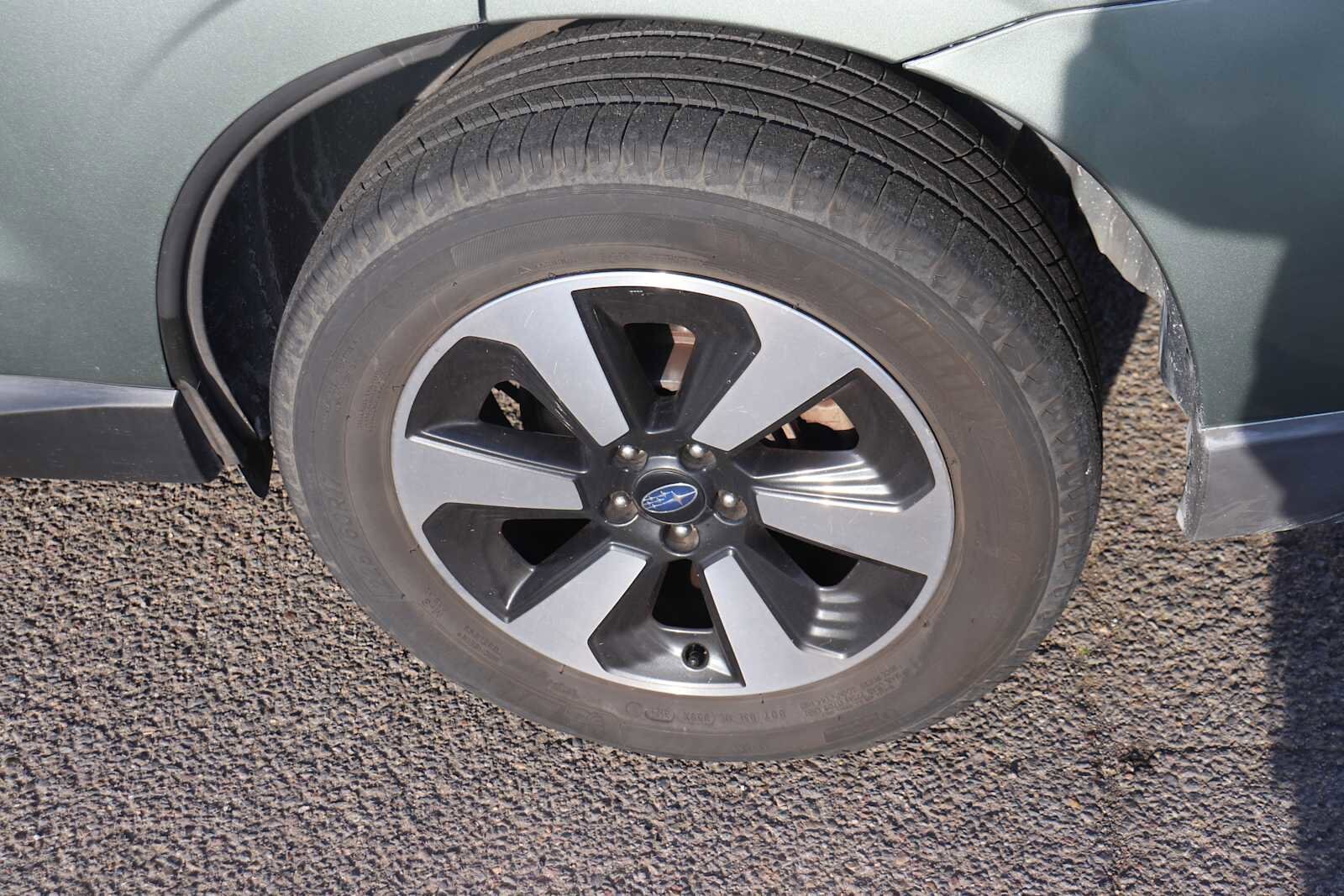 Thumbnail: 2017 Subaru Forester - 9