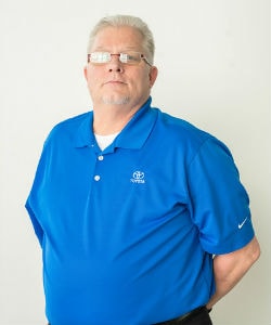 Staff member Steve Bennett from ID_3fd4fb057bf2