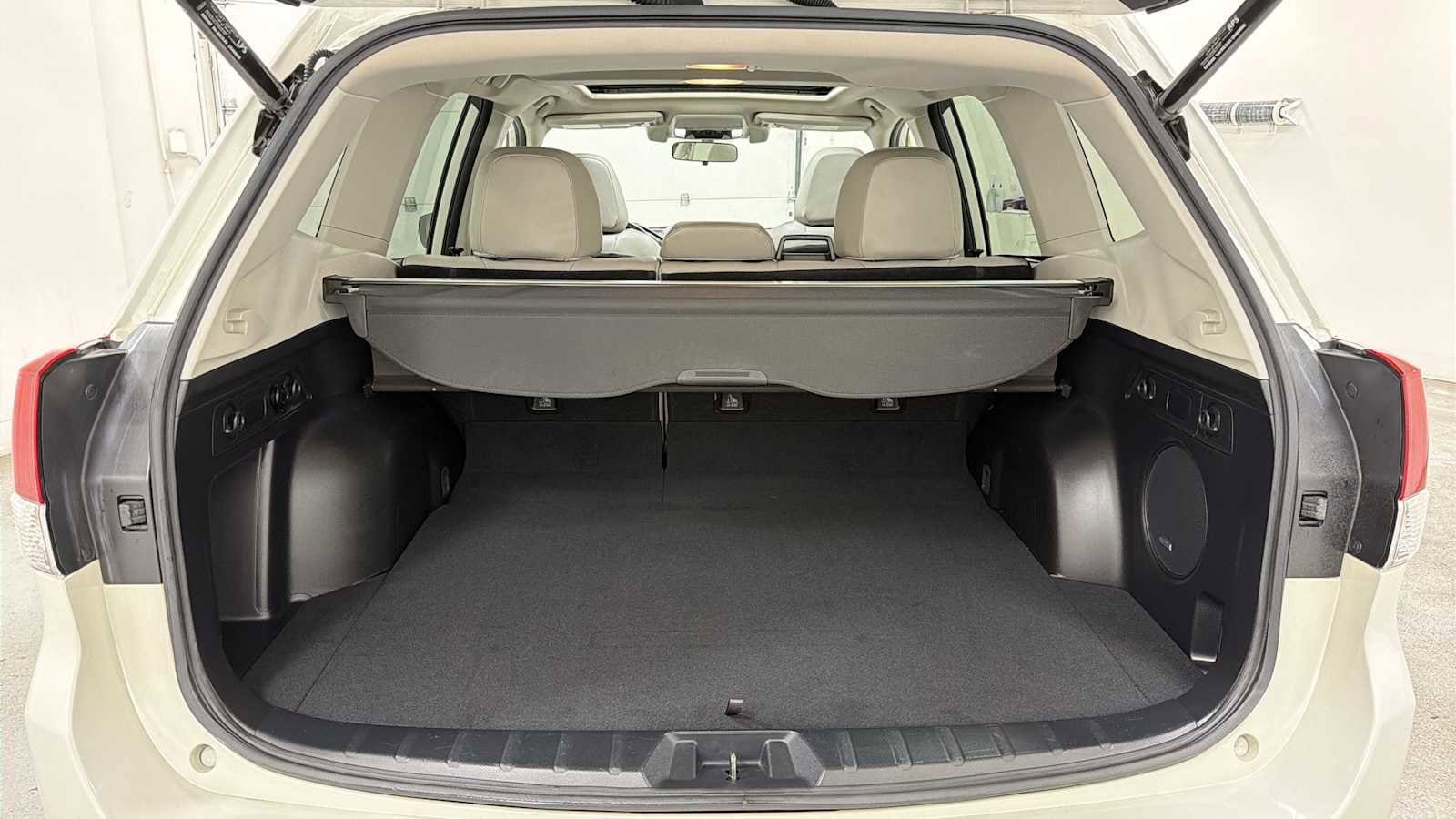 Thumbnail: 2019 Subaru Forester - 28