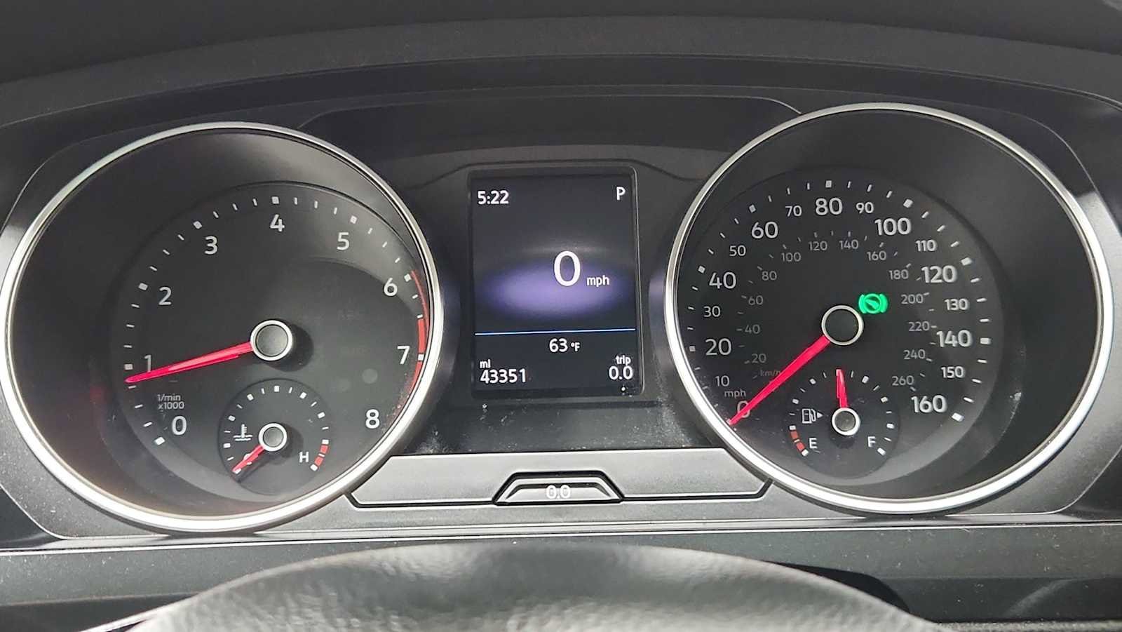 Thumbnail: 2019 Volkswagen Tiguan - 17