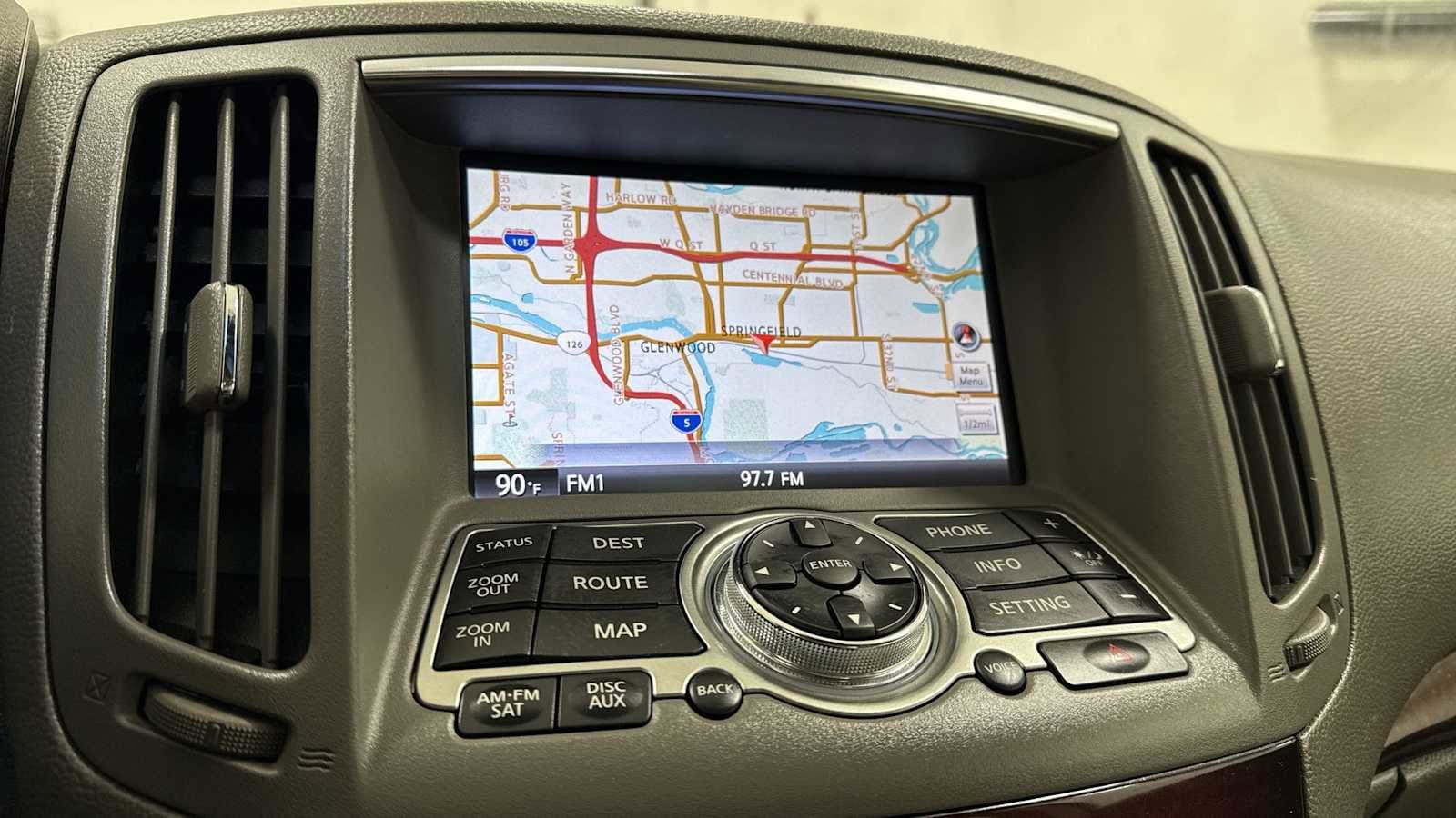 Thumbnail: 2010 INFINITI G37 - 20