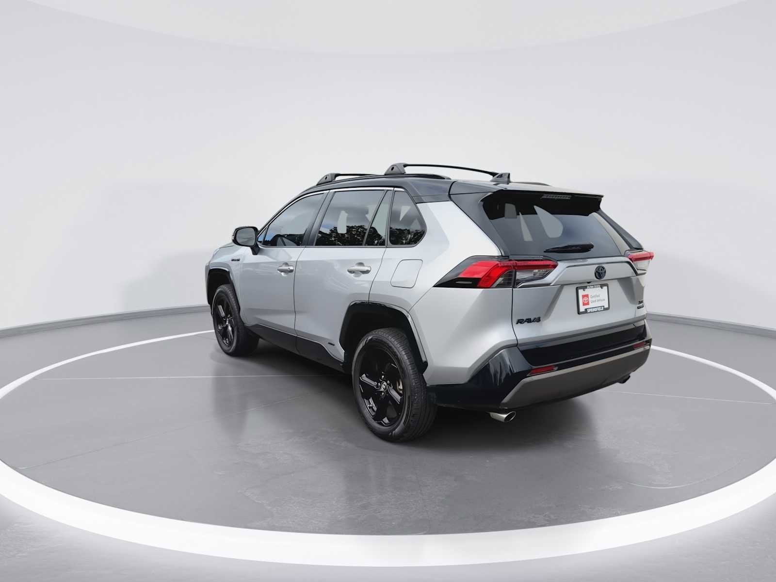 Thumbnail: 2019 Toyota RAV4 - 6