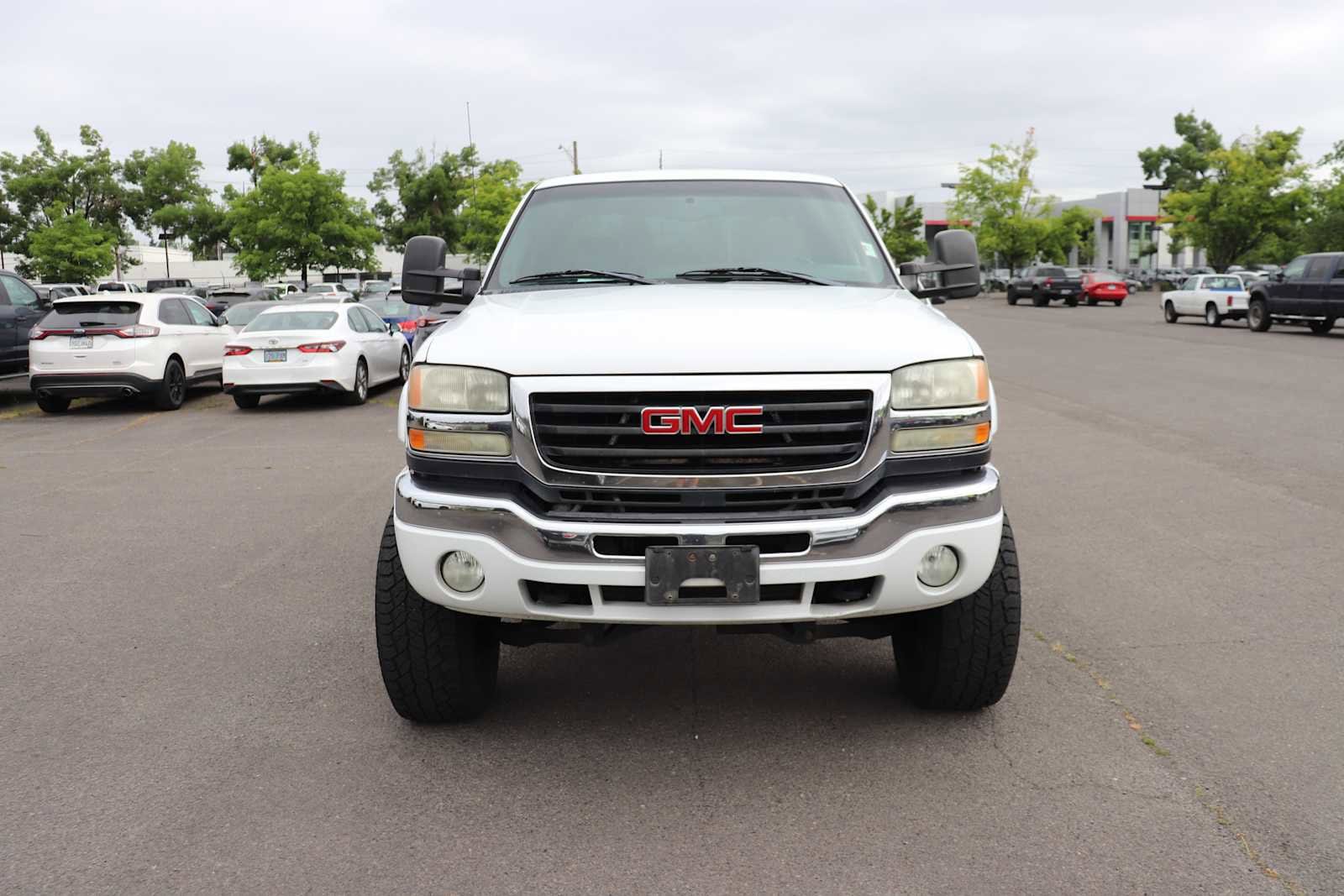 2006 GMC Sierra 2500  2