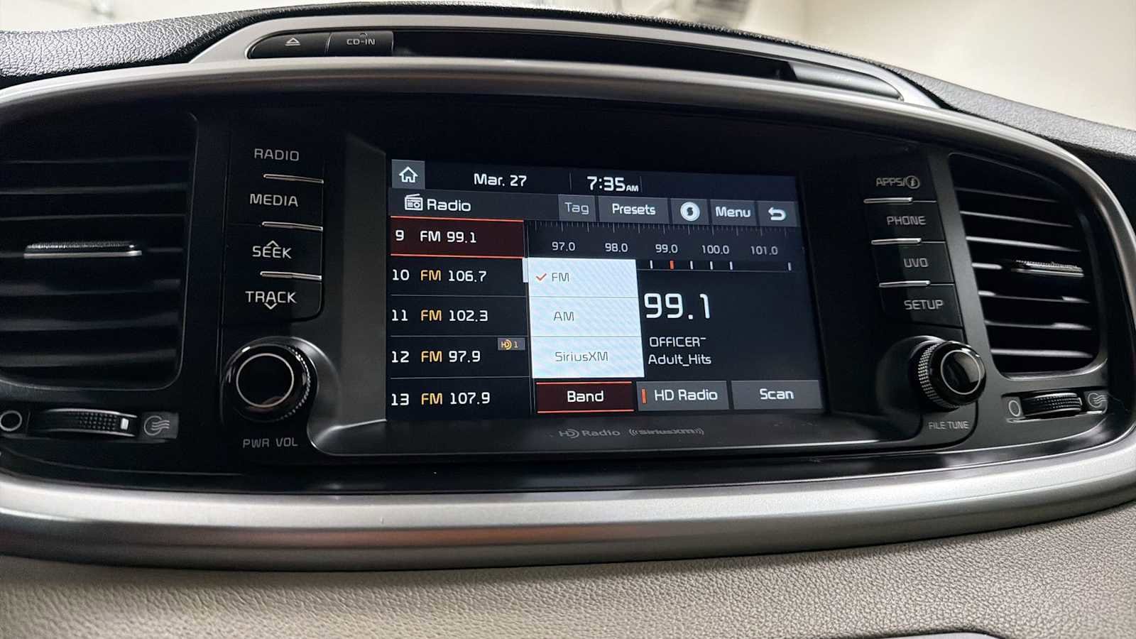 Thumbnail: 2017 Kia Sorento - 18