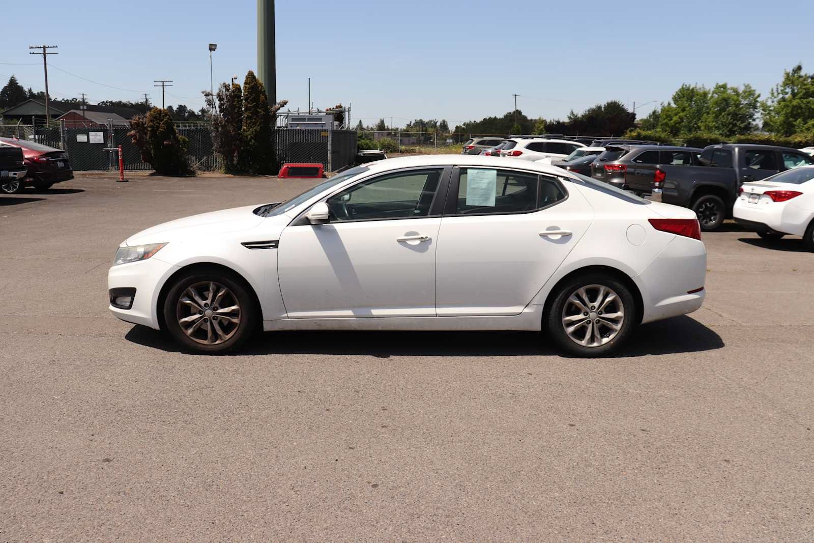 Thumbnail: 2012 Kia Optima - 8