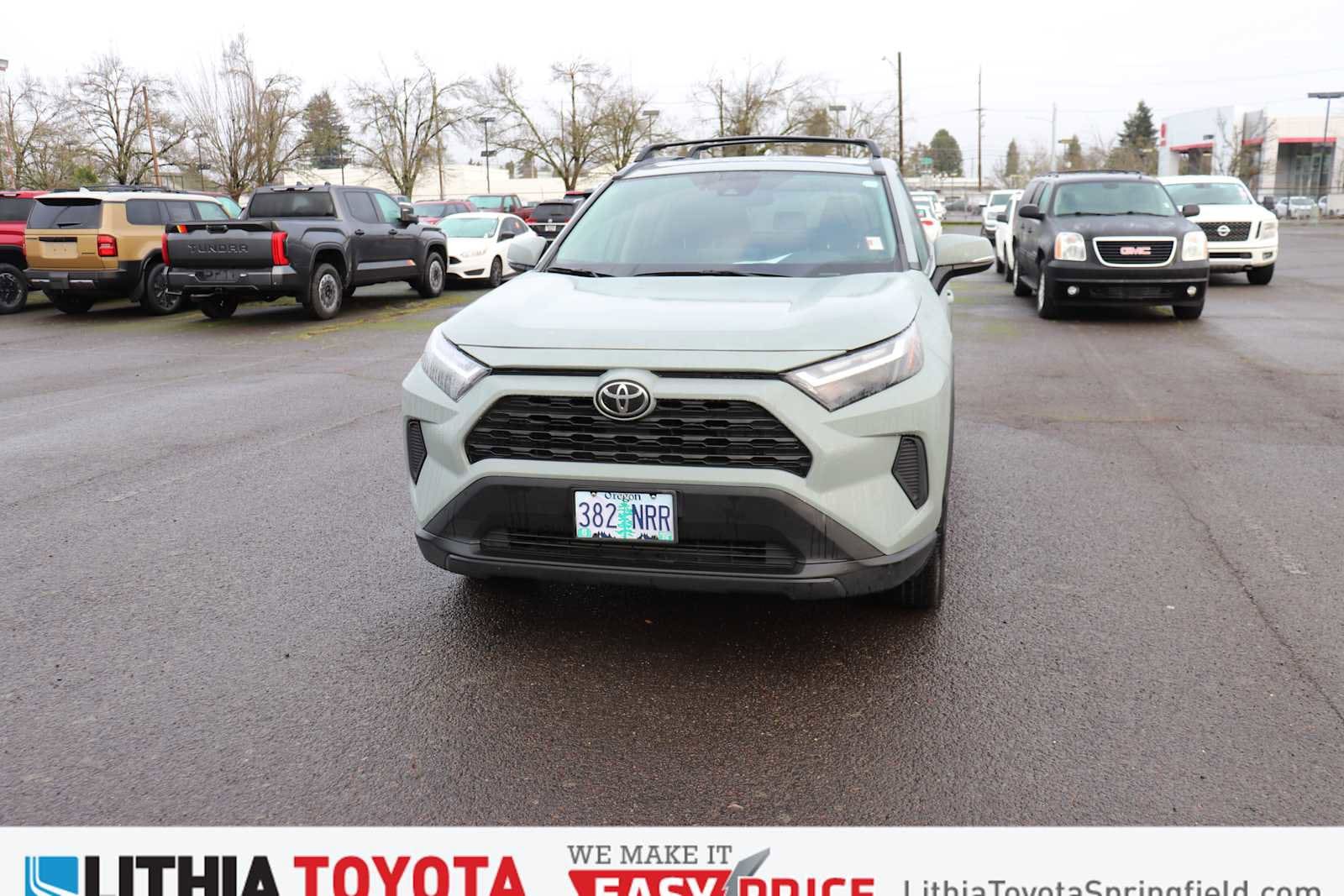 2022 Toyota RAV4 XLE's photo