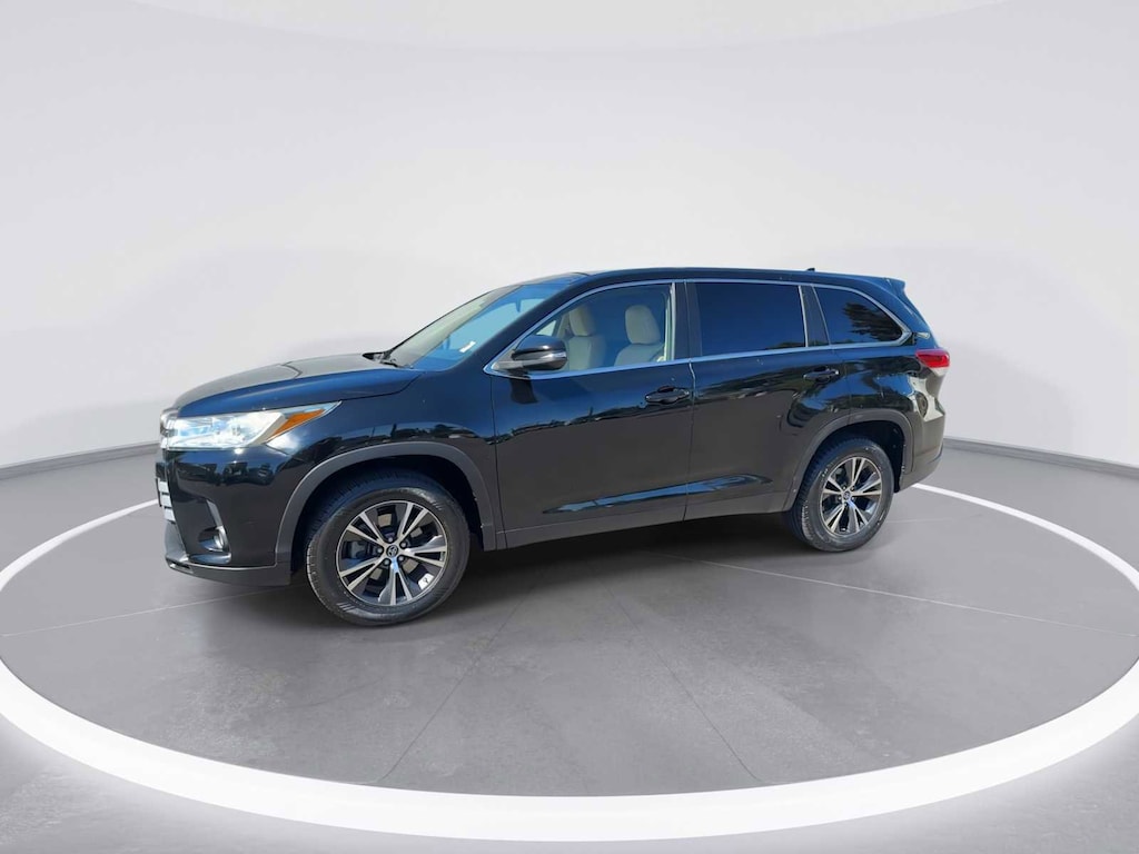 Certified 2019 Toyota Highlander LE Plus V6 SUV
