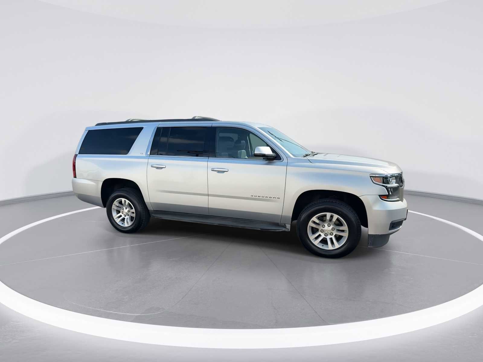 Thumbnail: 2015 Chevrolet Suburban - 9