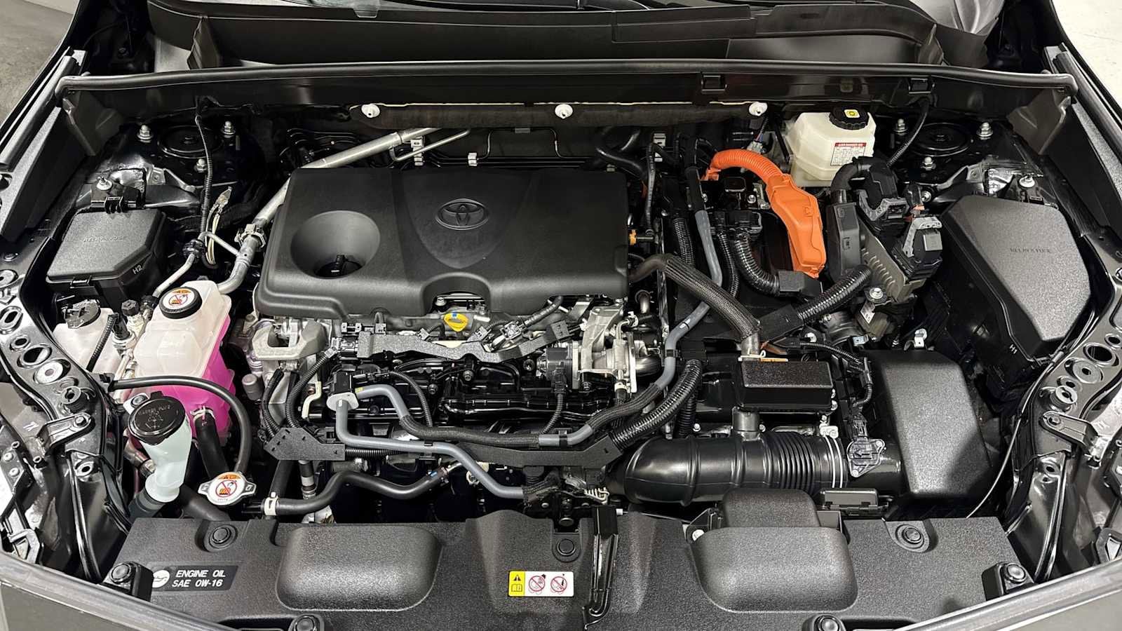 Thumbnail: 2022 Toyota Venza - 30