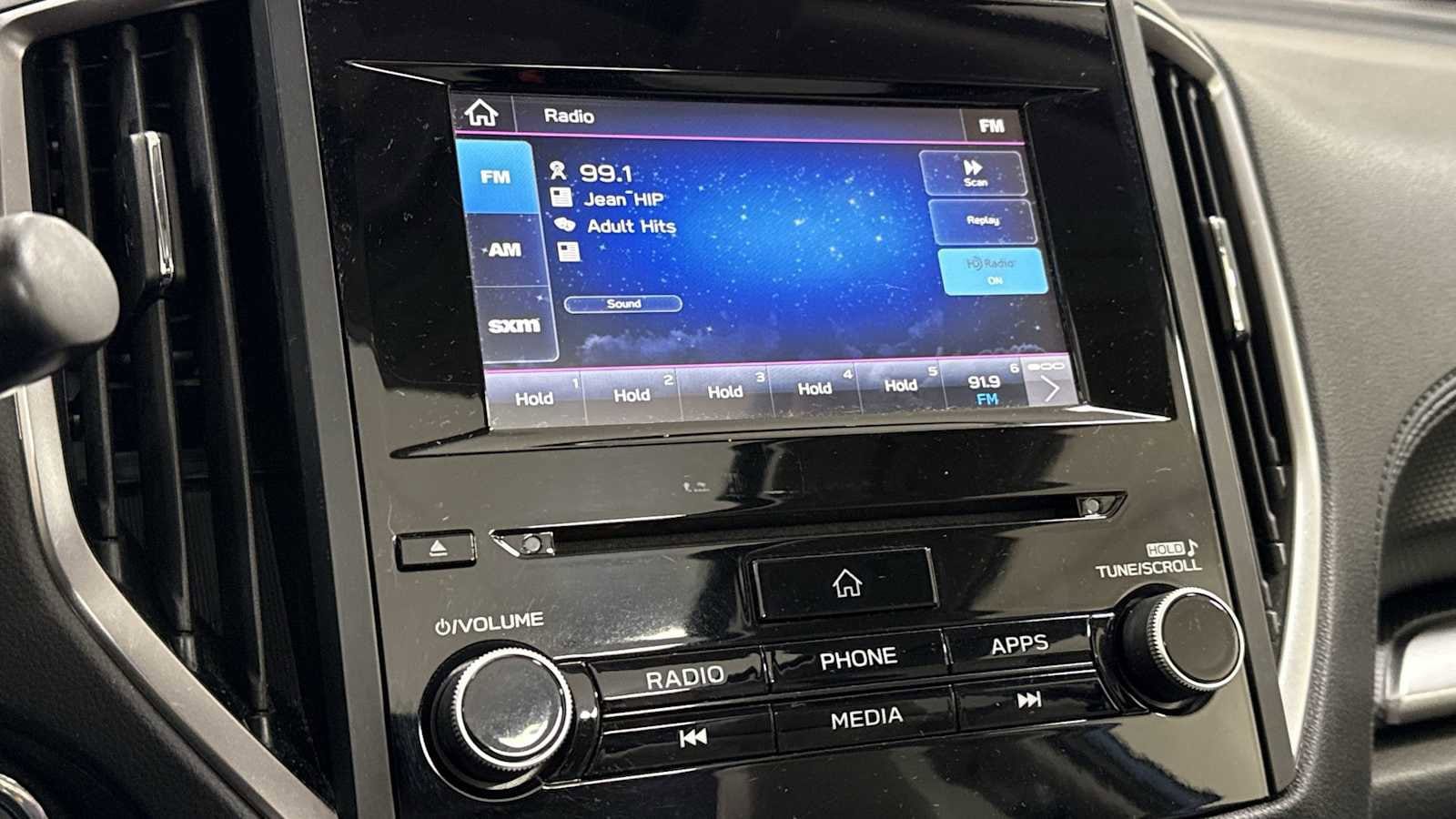 Thumbnail: 2020 Subaru Forester - 18