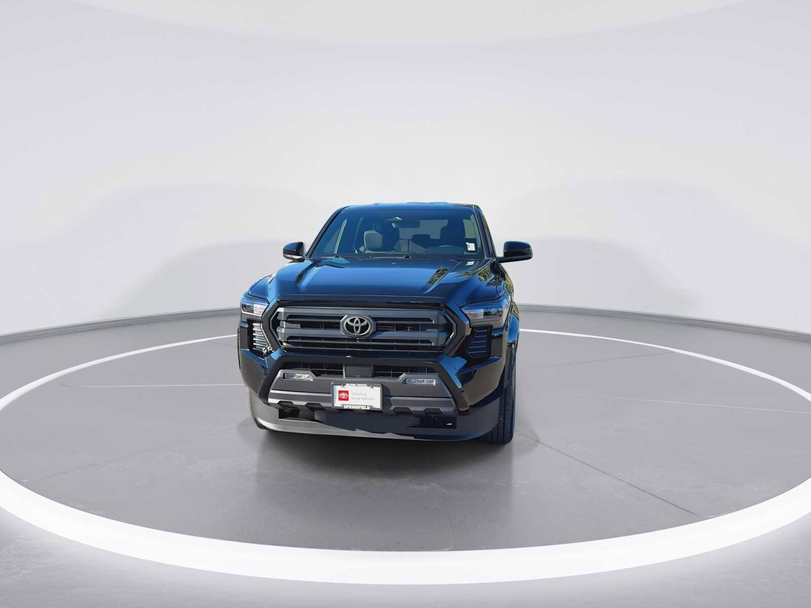 2025 Toyota Tacoma SR5 photo 3