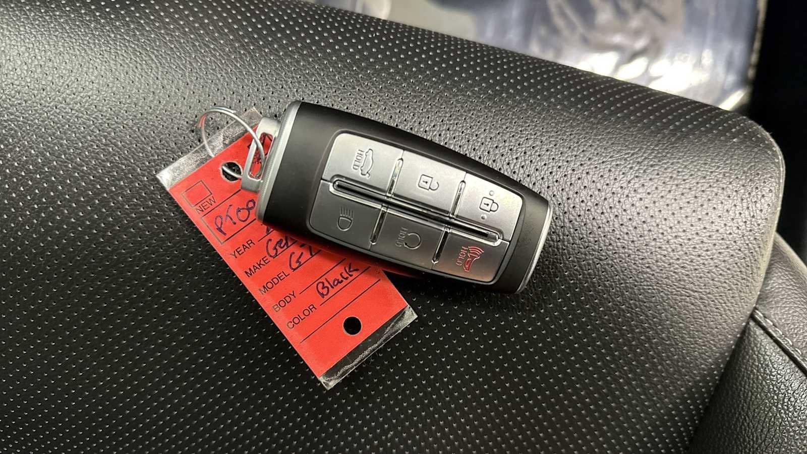 Thumbnail: 2022 Genesis G70 - 31