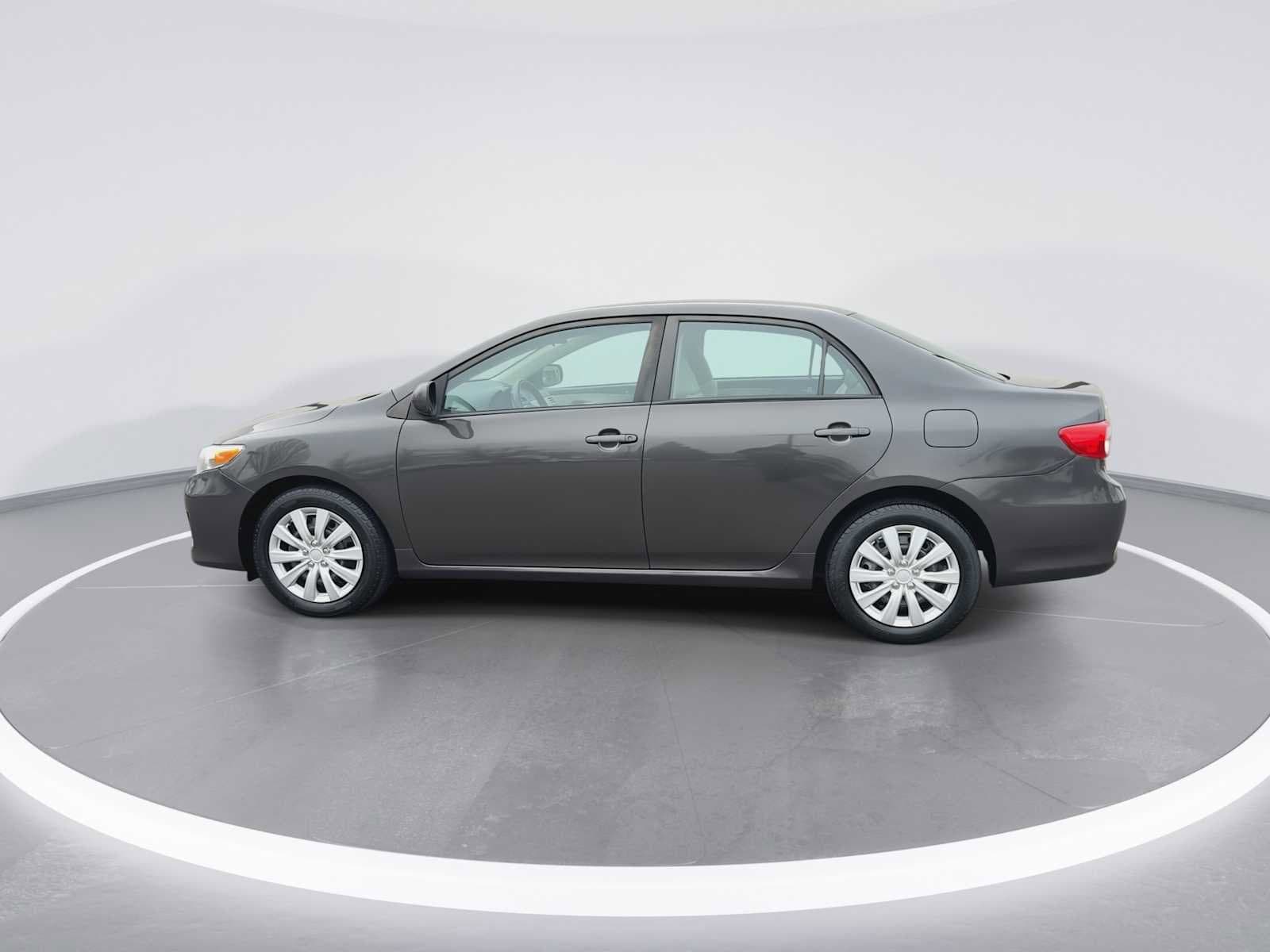 Thumbnail: 2012 Toyota Corolla - 5