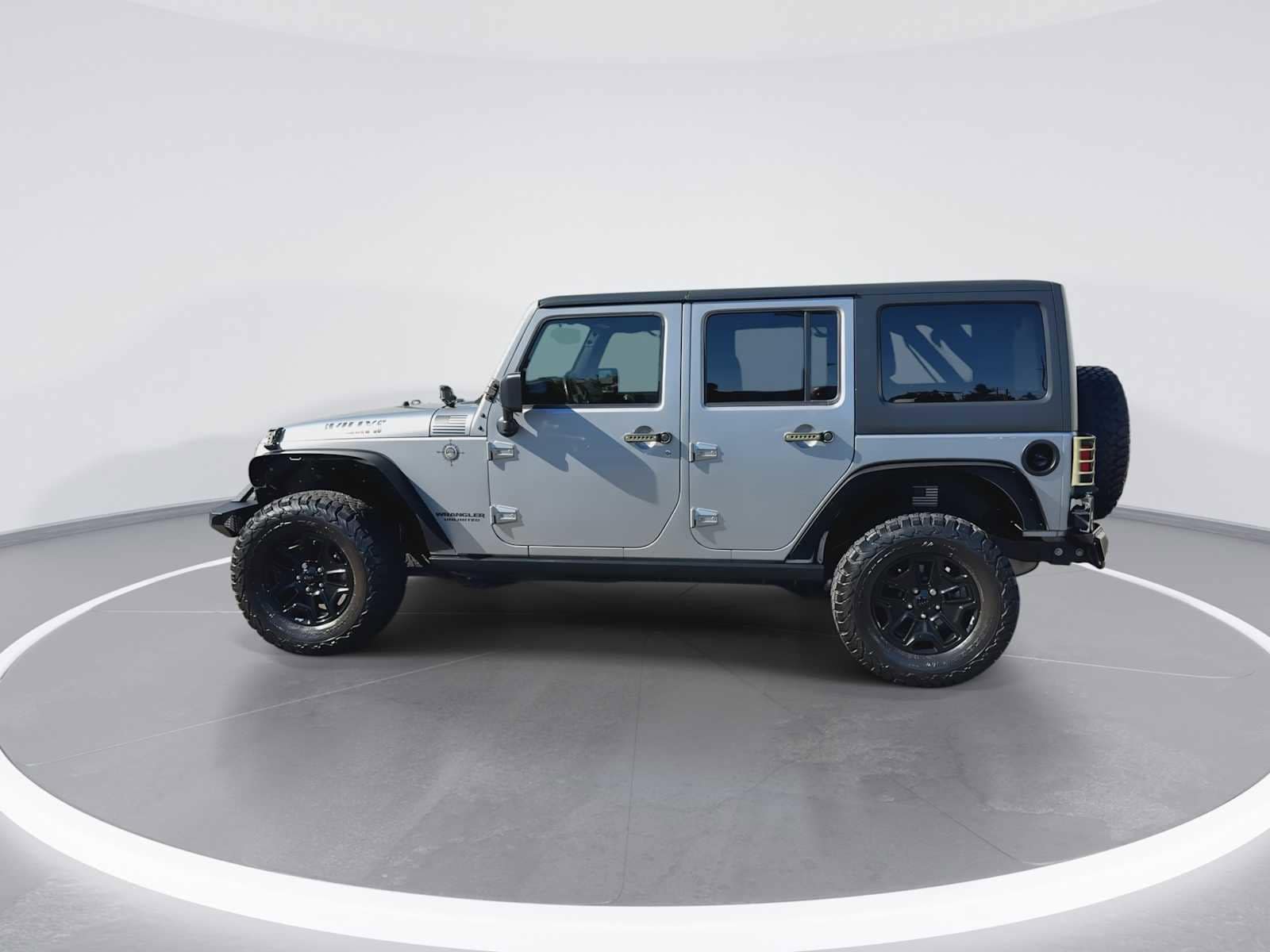 Thumbnail: 2017 Jeep Wrangler - 5