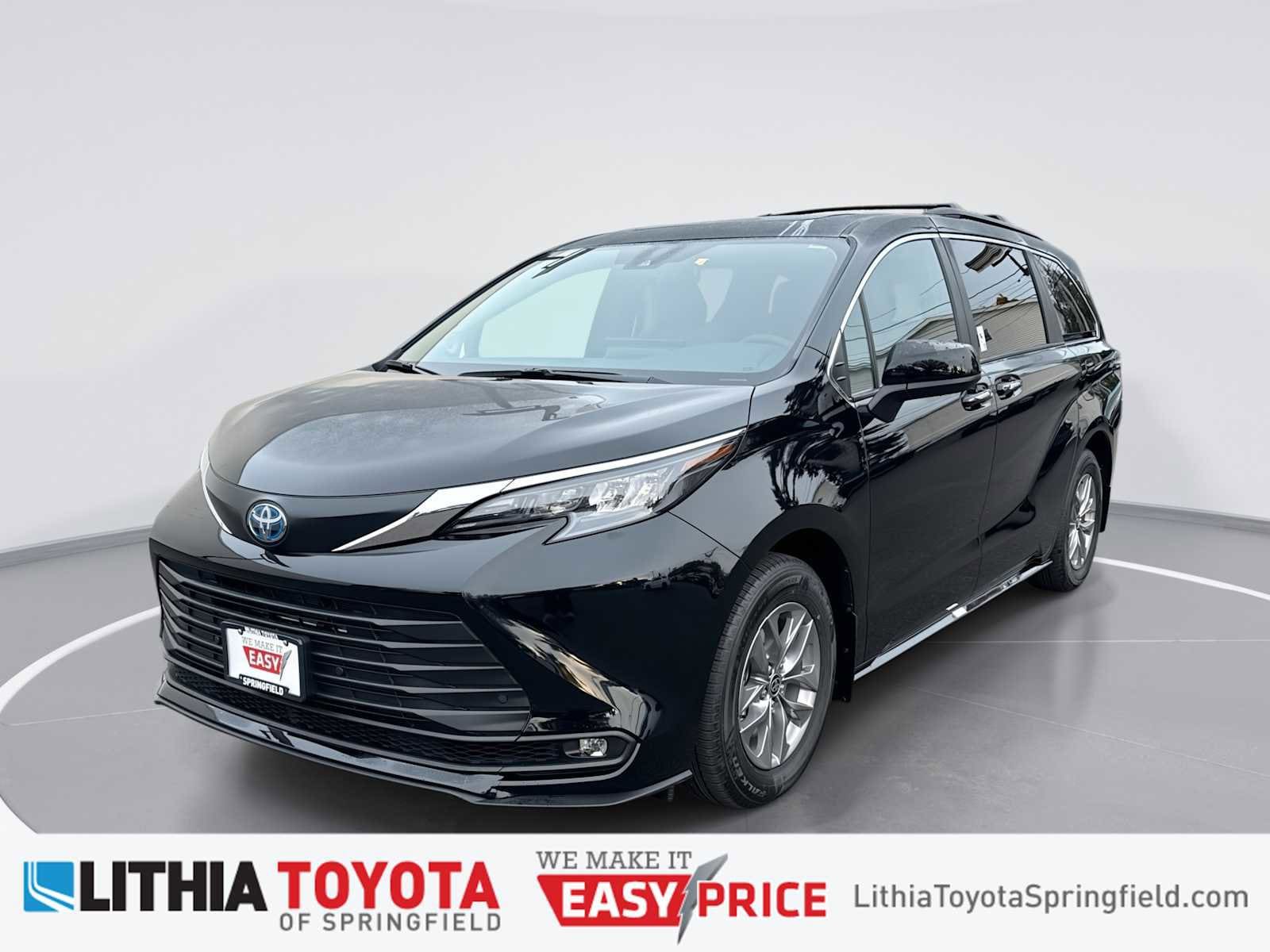 Thumbnail: 2025 Toyota Sienna - 1