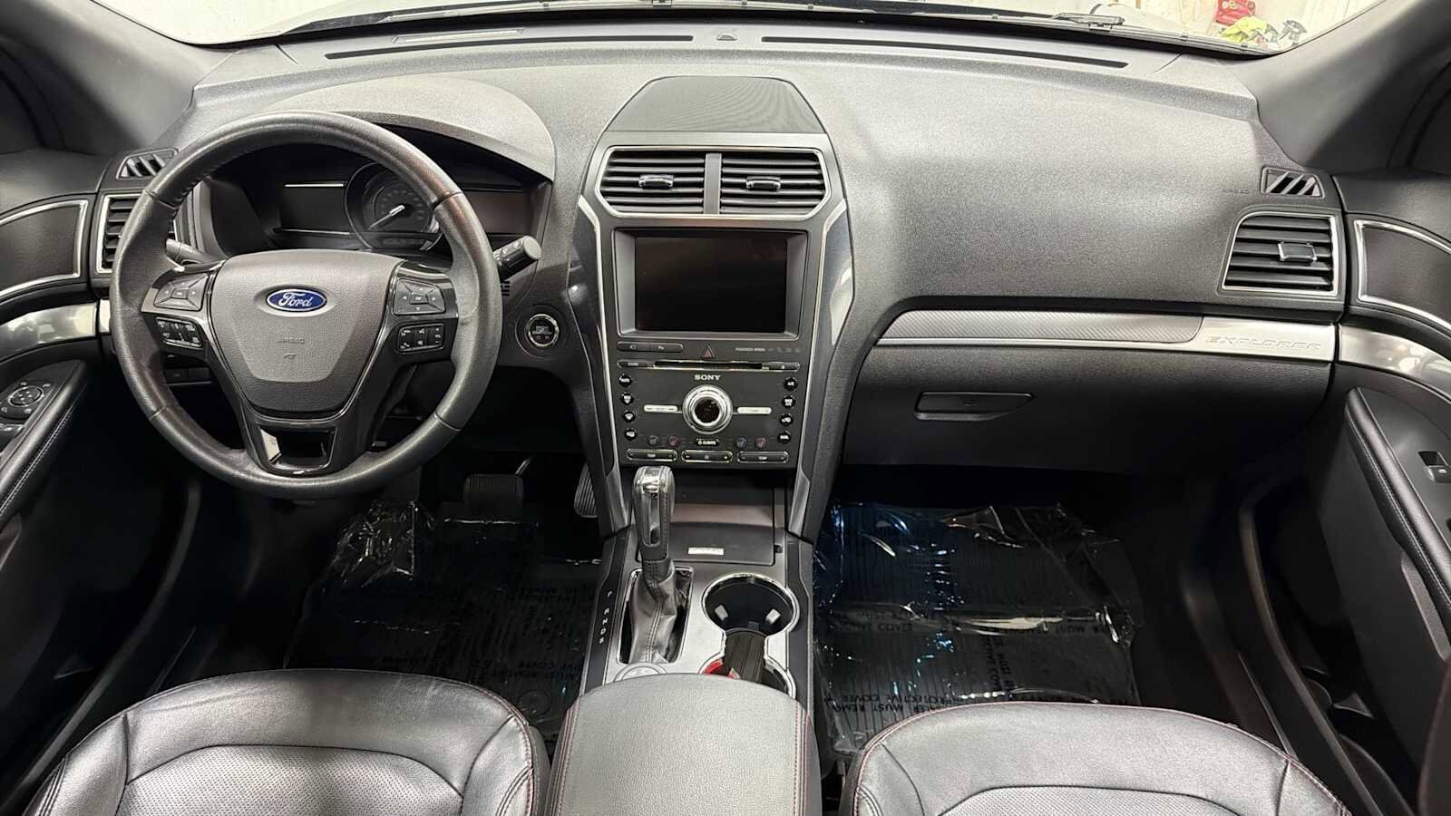 Thumbnail: 2018 Ford Explorer - 28