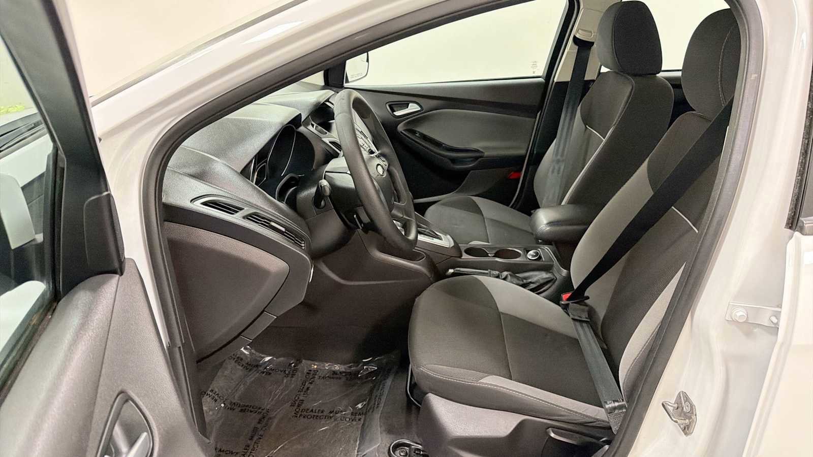 Thumbnail: 2014 Ford Focus - 13