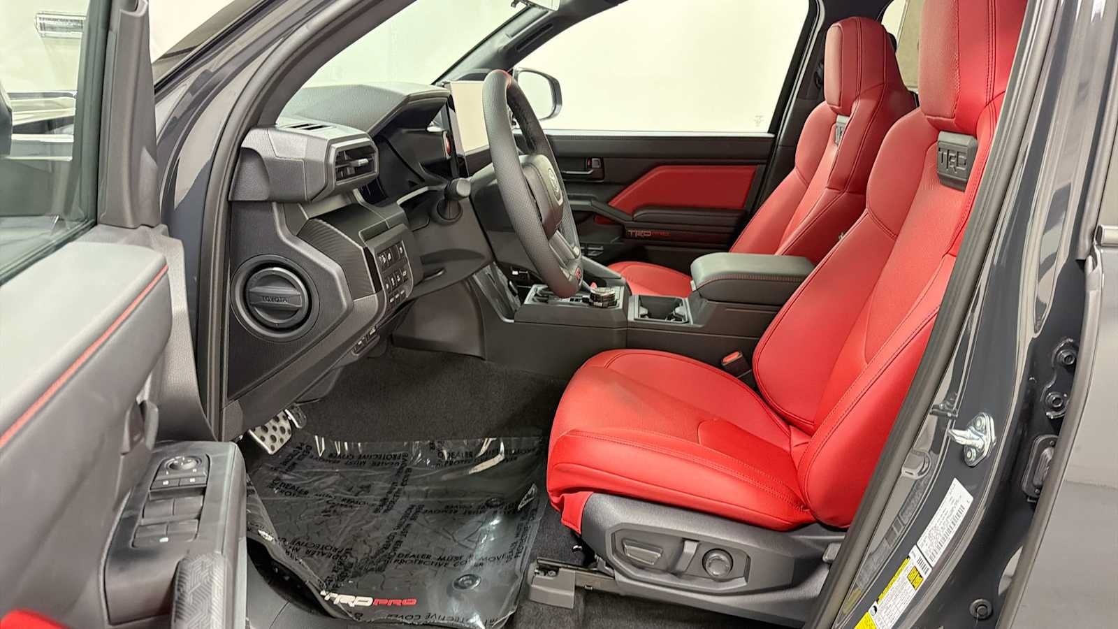 2026 Toyota Tacoma TRD Pro - Photo 13