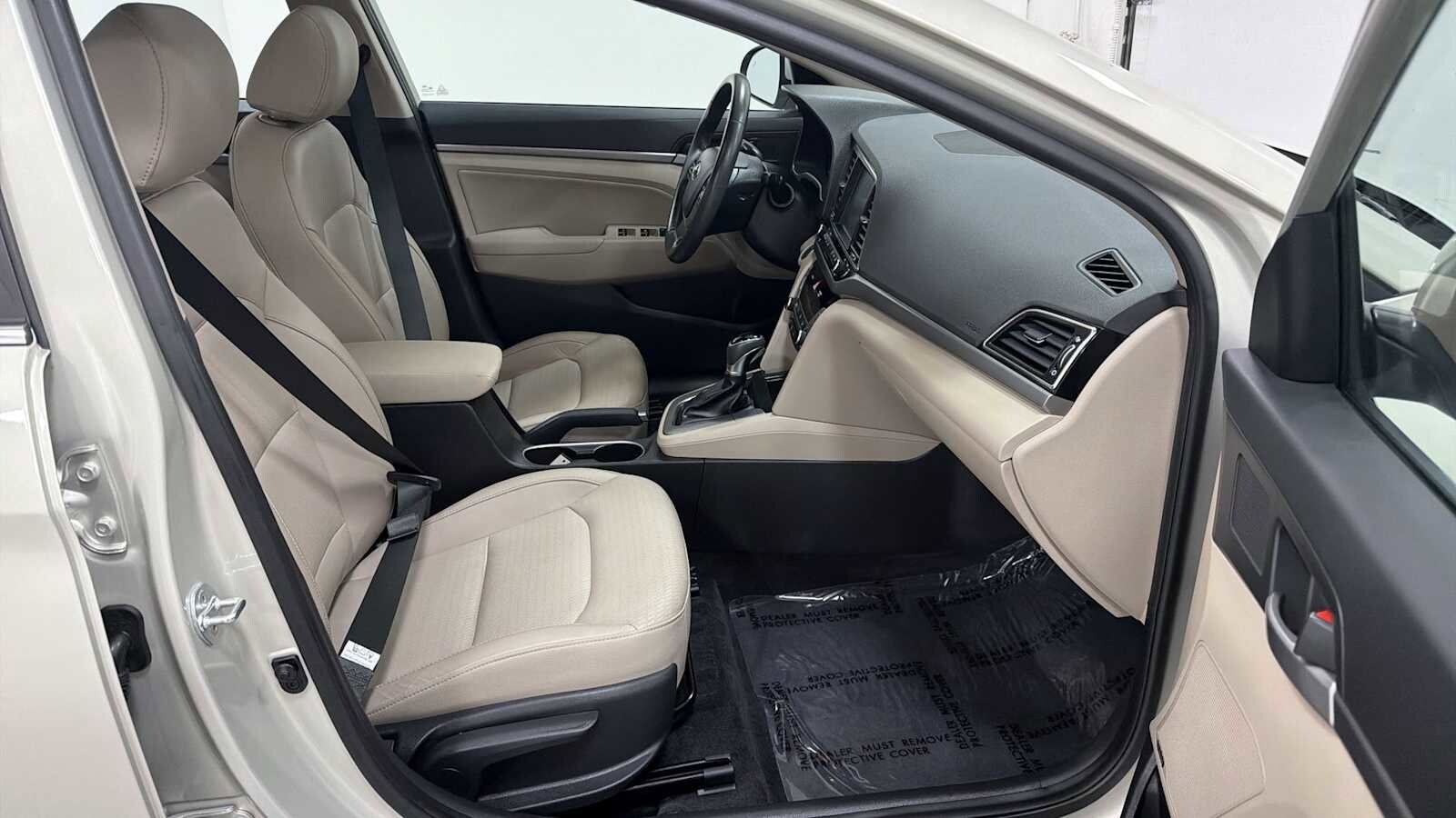 Thumbnail: 2018 Hyundai Elantra - 30