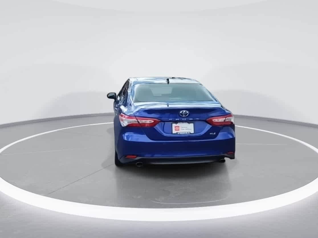 Thumbnail: 2018 Toyota Camry - 7