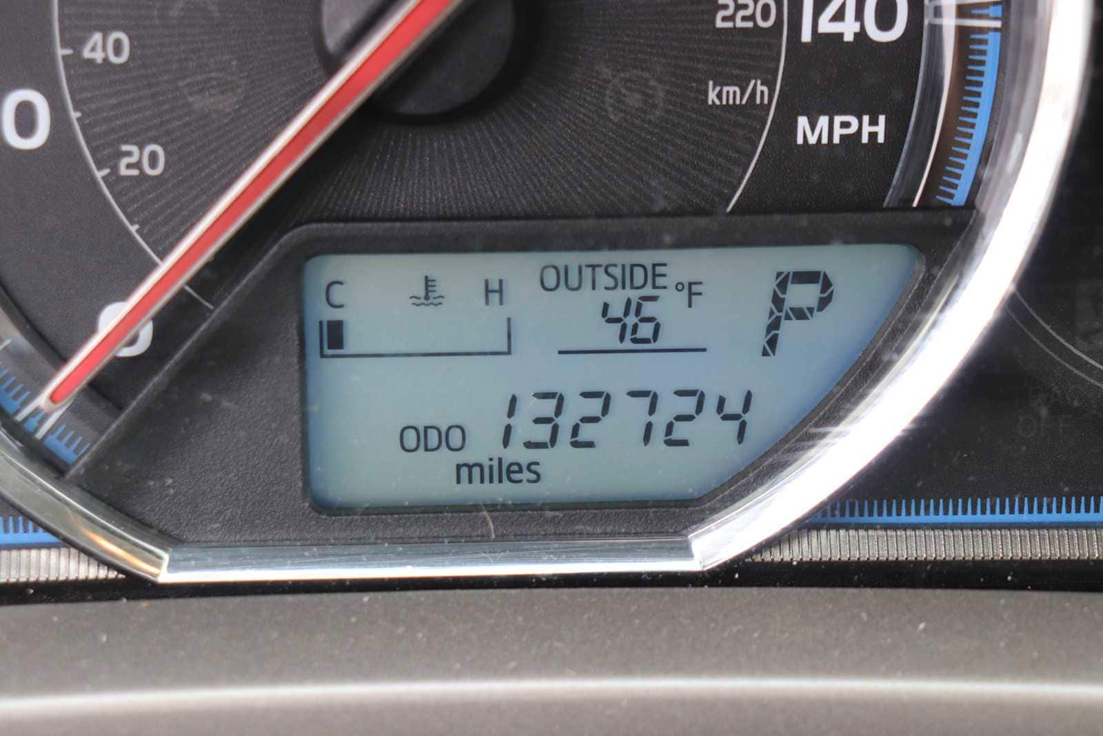 Thumbnail: 2015 Toyota RAV4 - 11