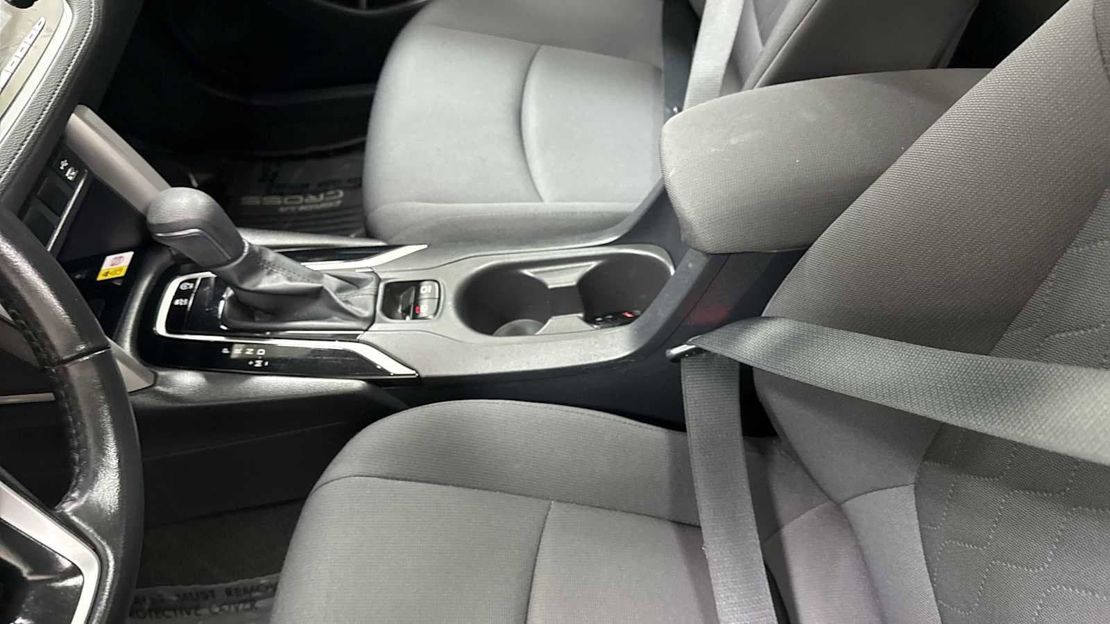 Thumbnail: 2022 Toyota Corolla Cross - 22