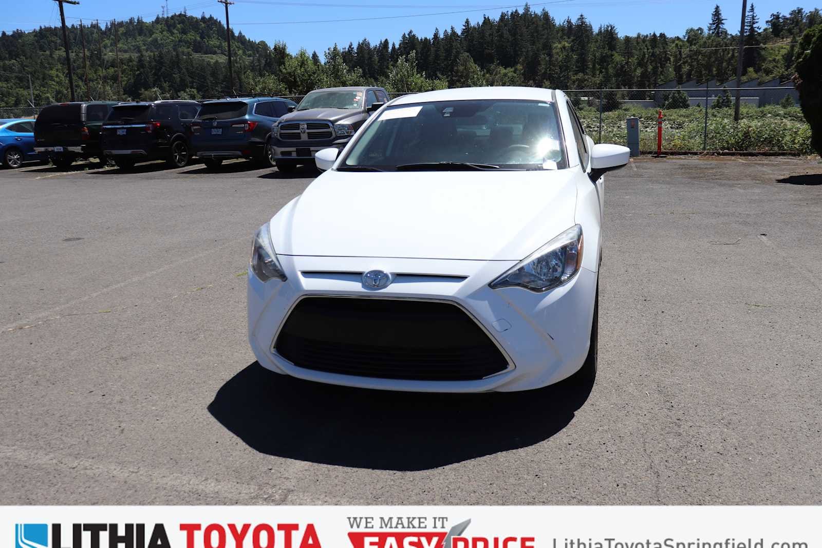 2017 Toyota Yaris iA Base -
                  Springfield, OR