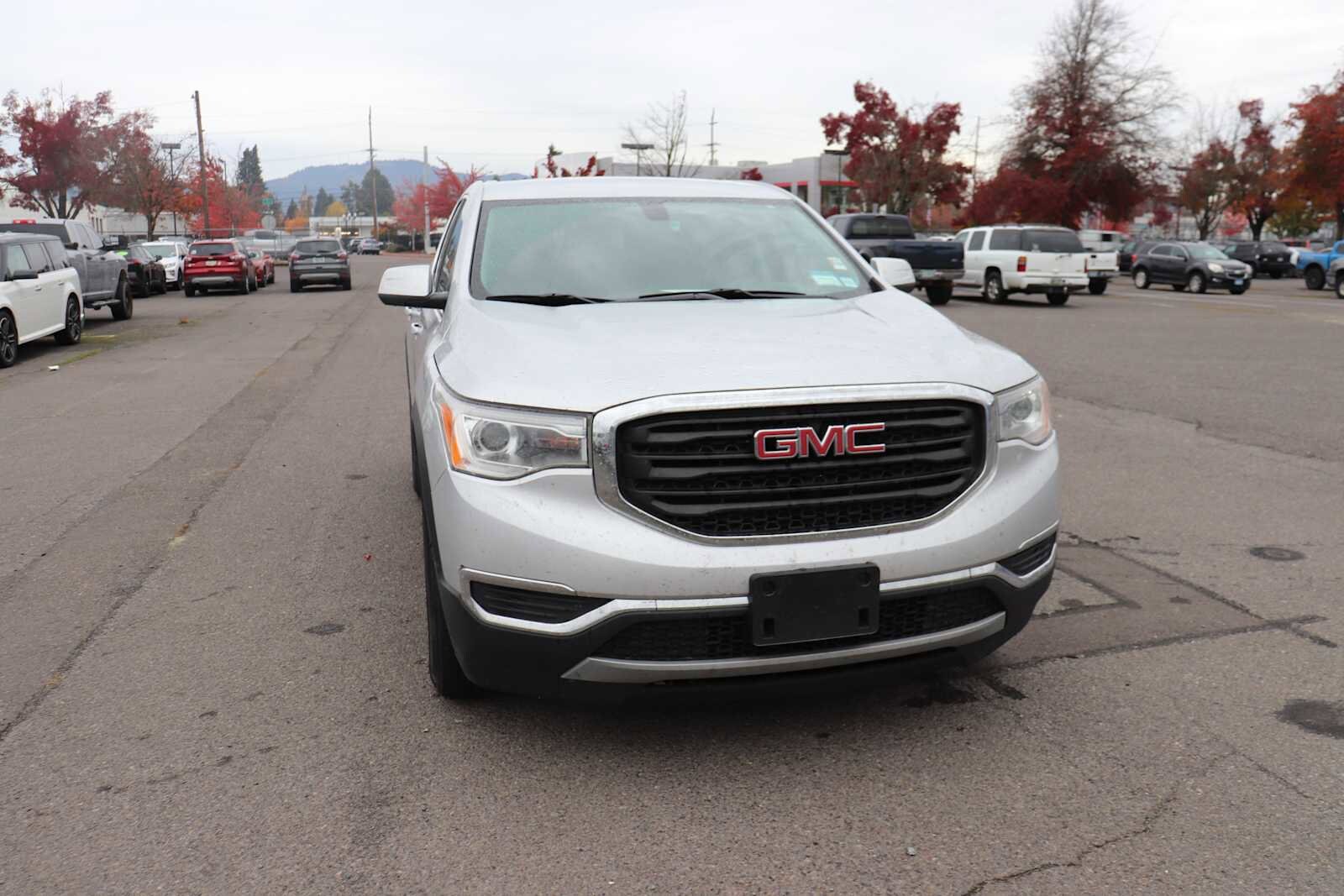 2019 Gmc Acadia SLE photo 2