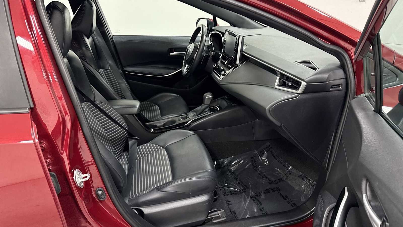 Thumbnail: 2022 Toyota Corolla - 29