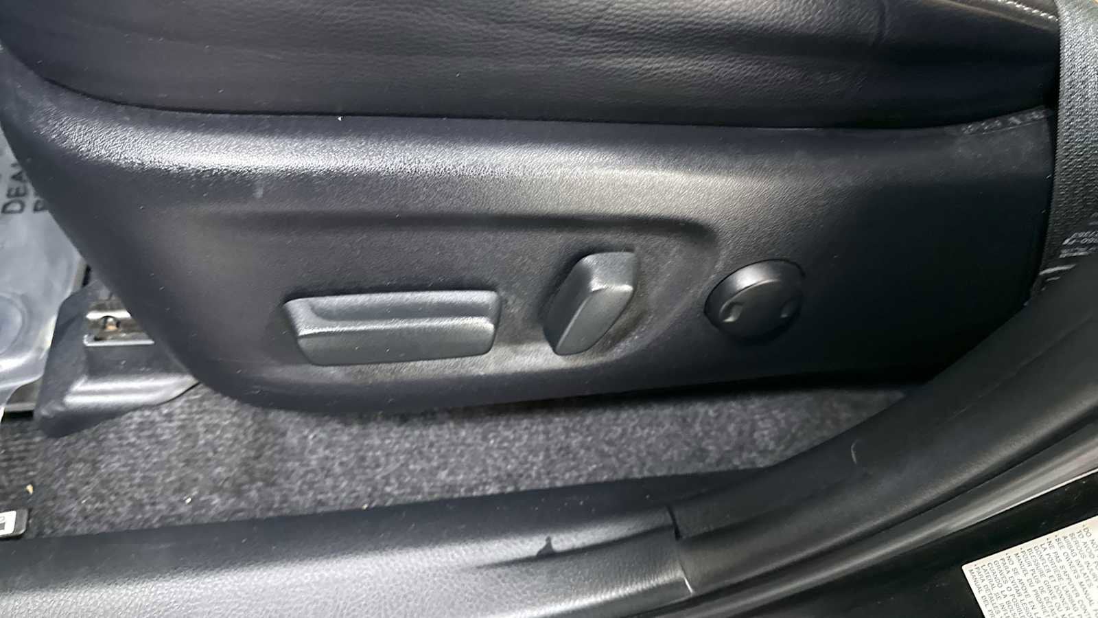 Thumbnail: 2017 Toyota RAV4 - 14