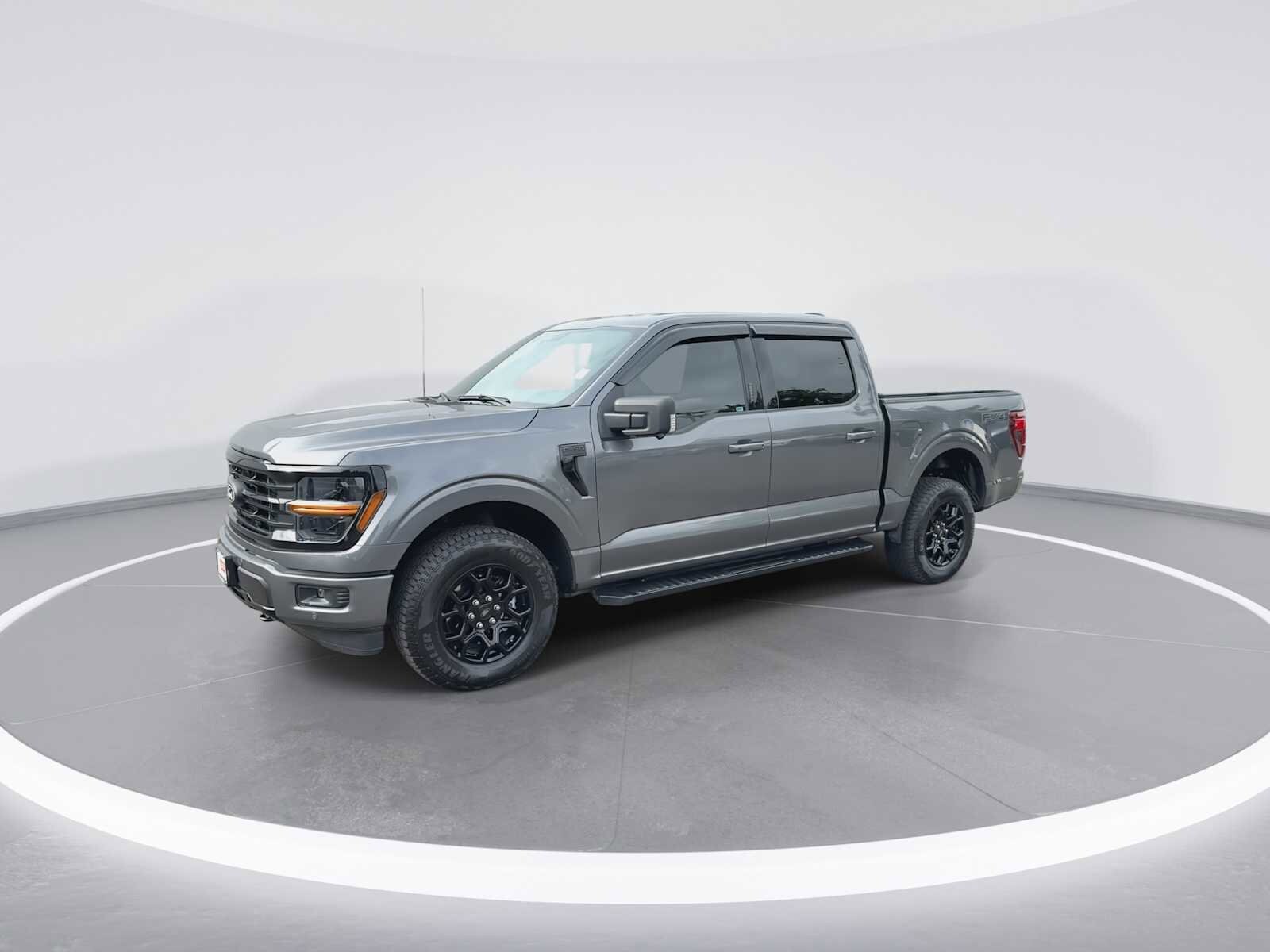 2024 Ford F-150 XLT photo 4