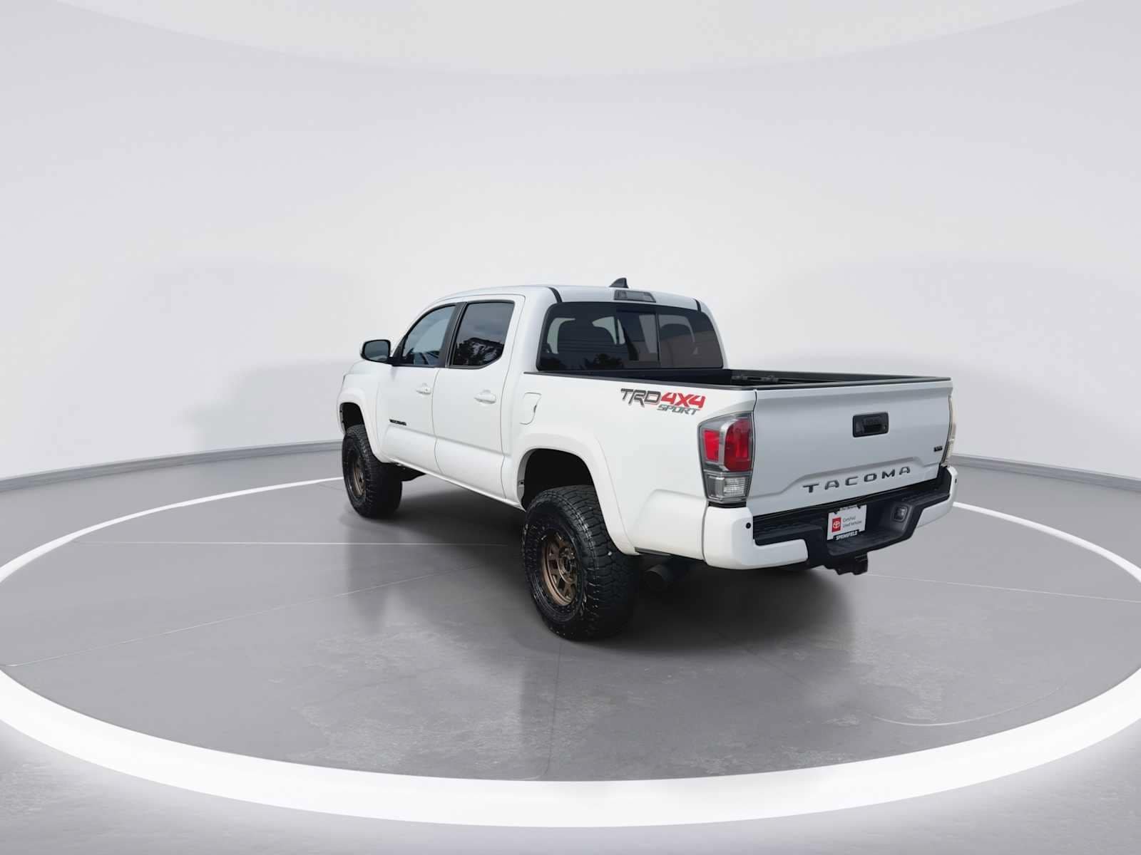 Thumbnail: 2020 Toyota Tacoma - 6