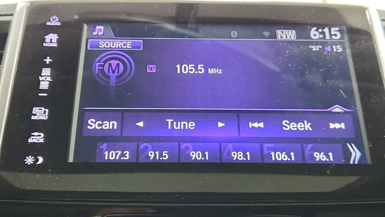 Thumbnail: 2017 Honda Pilot - 18