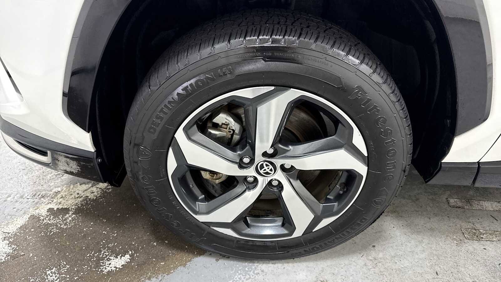 Thumbnail: 2021 Toyota RAV4 - 11