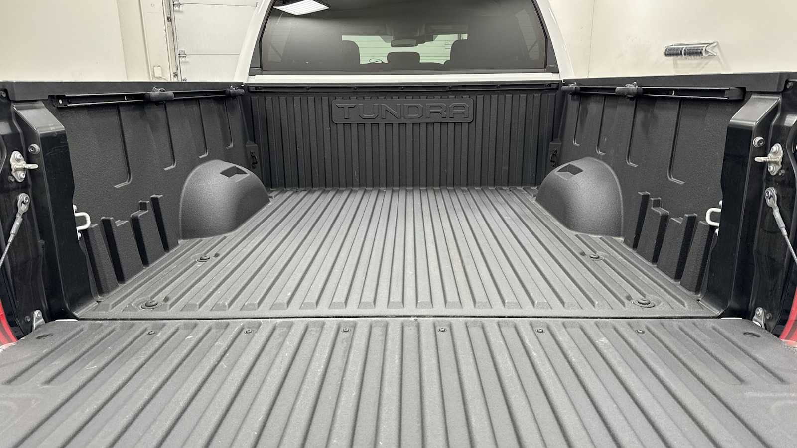 Thumbnail: 2024 Toyota Tundra - 29