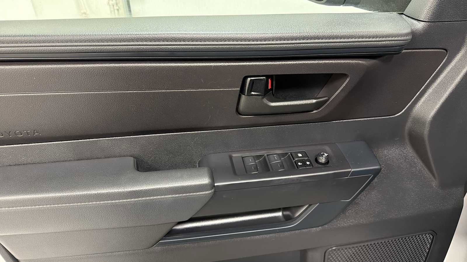 Thumbnail: 2023 Toyota Tundra - 15