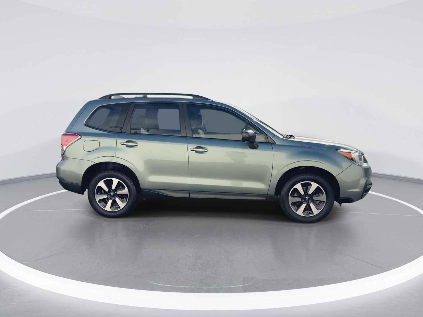 Thumbnail: 2017 Subaru Forester - 8