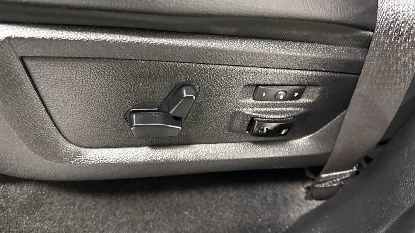 Thumbnail: 2016 RAM 1500 - 14