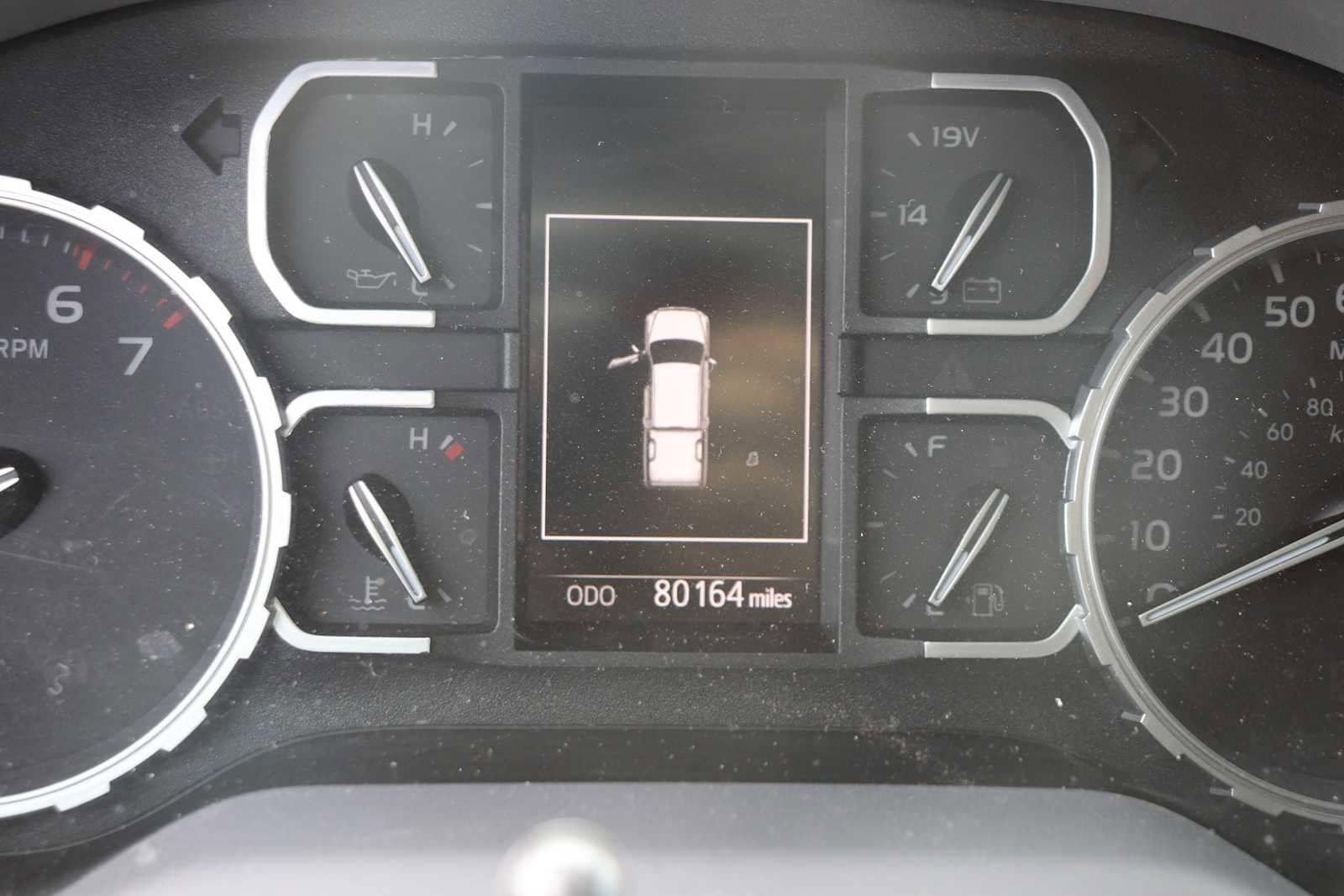 Thumbnail: 2019 Toyota Tundra - 11