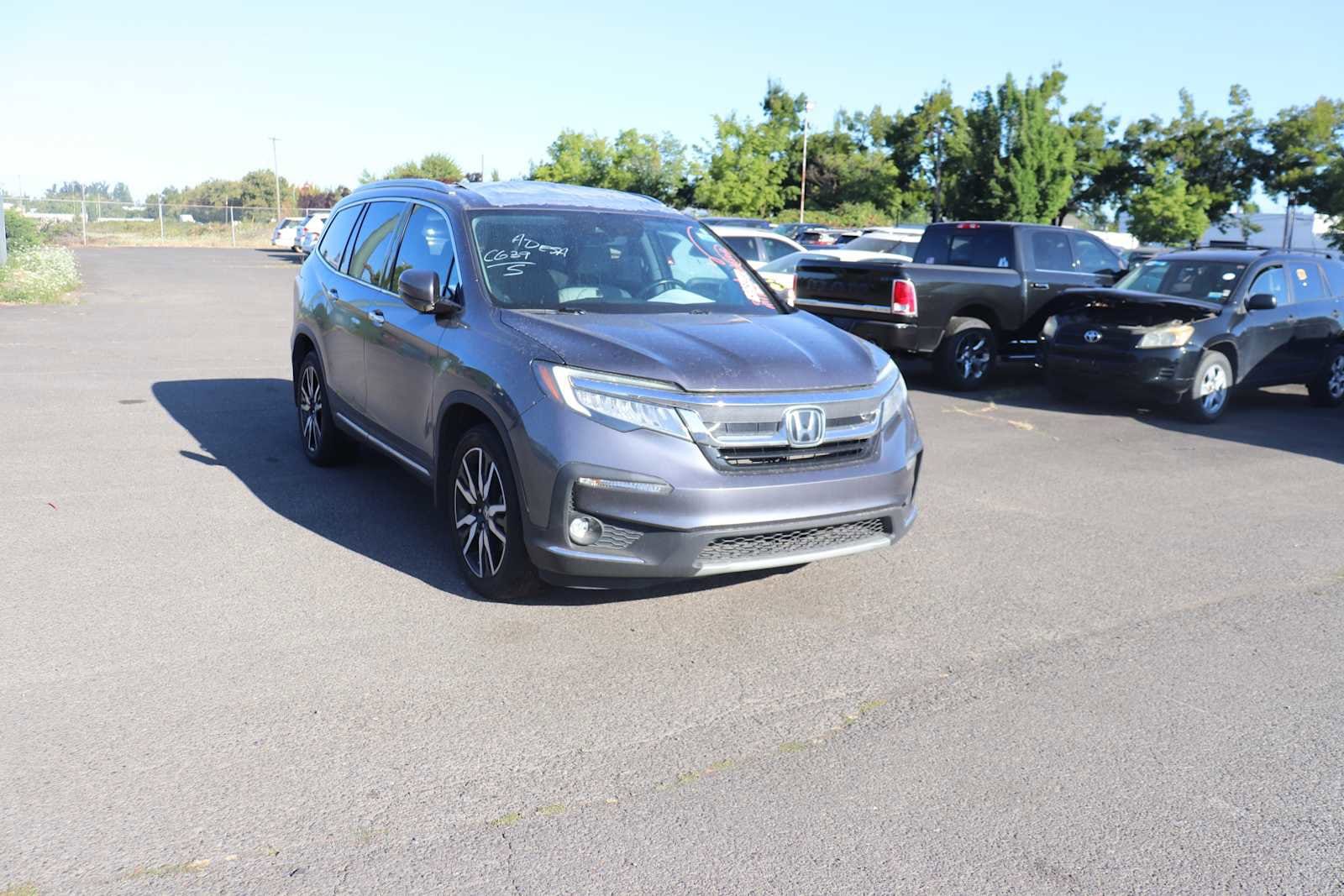Thumbnail: 2019 Honda Pilot - 3