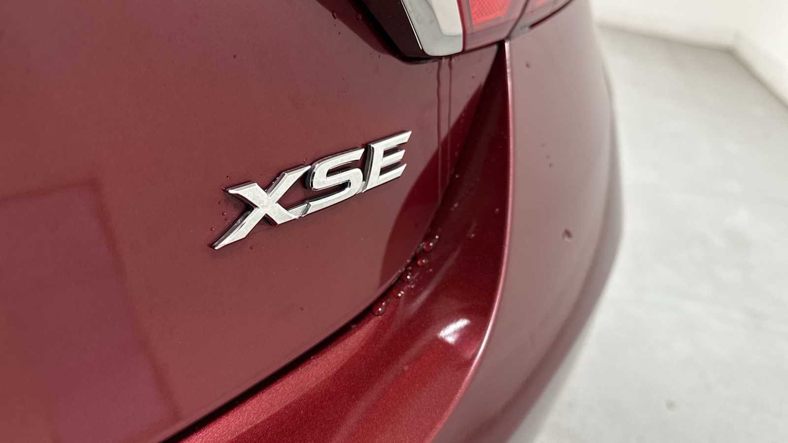 Thumbnail: 2017 Toyota Camry - 28