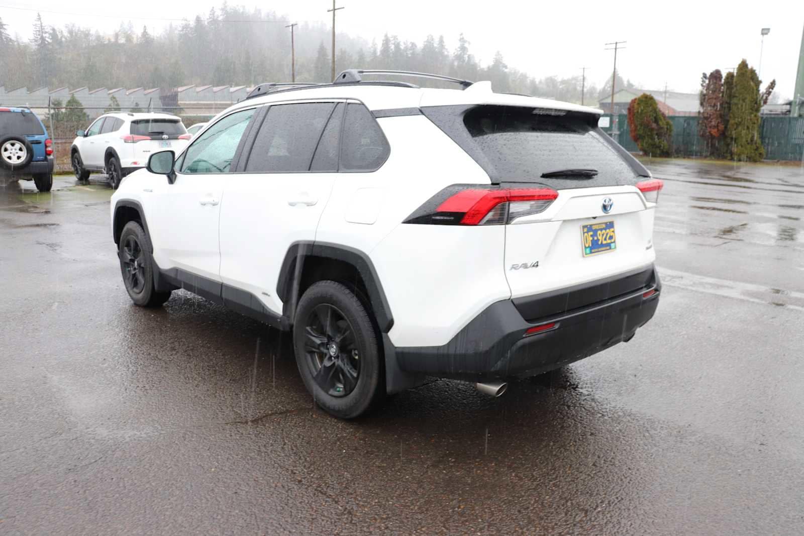 Thumbnail: 2020 Toyota RAV4 - 7