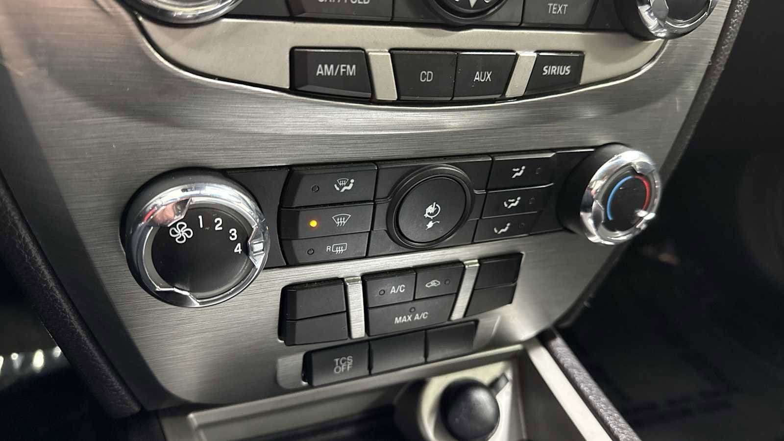 Thumbnail: 2011 Ford Fusion - 19