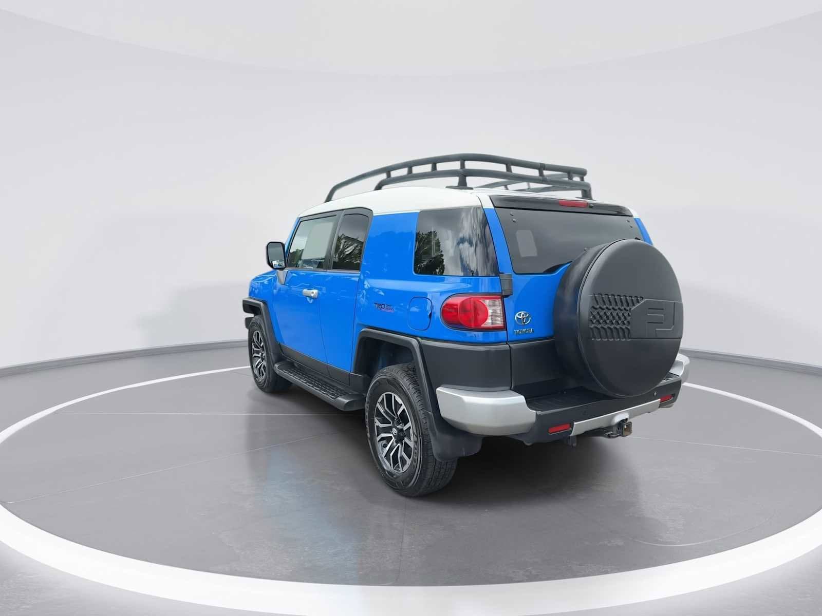 Thumbnail: 2007 Toyota FJ Cruiser - 6