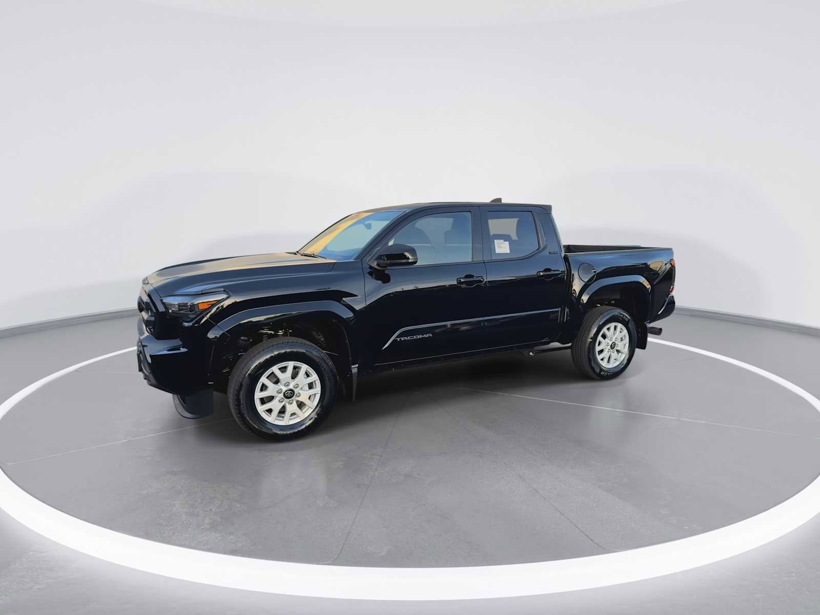 Thumbnail: 2025 Toyota Tacoma - 4