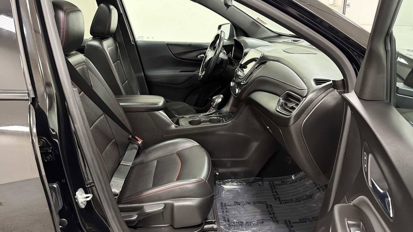 Thumbnail: 2022 Chevrolet Equinox - 30