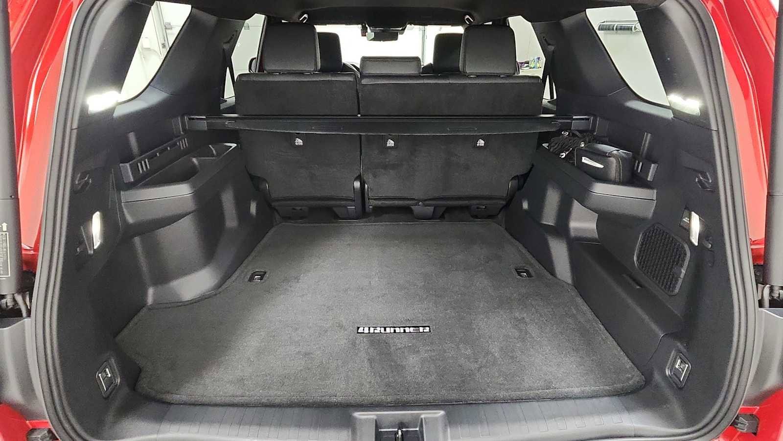 Thumbnail: 2025 Toyota 4Runner - 27