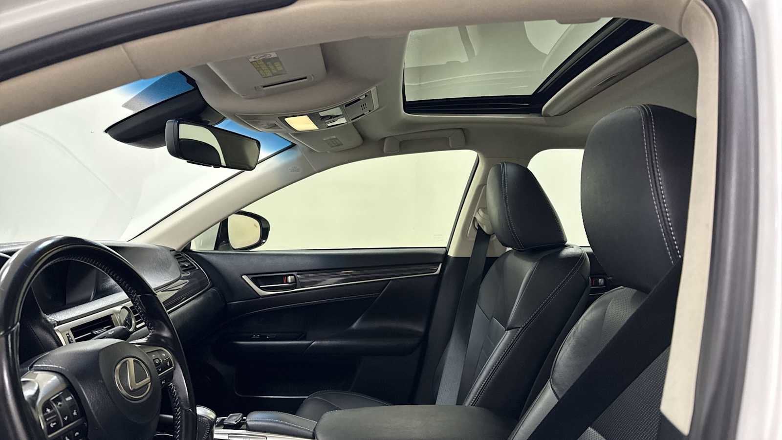 Thumbnail: 2018 Lexus GS - 24