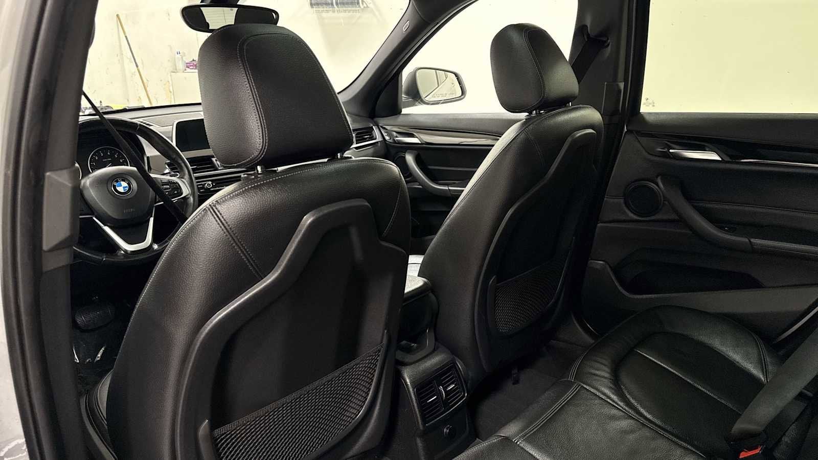 Thumbnail: 2018 BMW X1 - 26