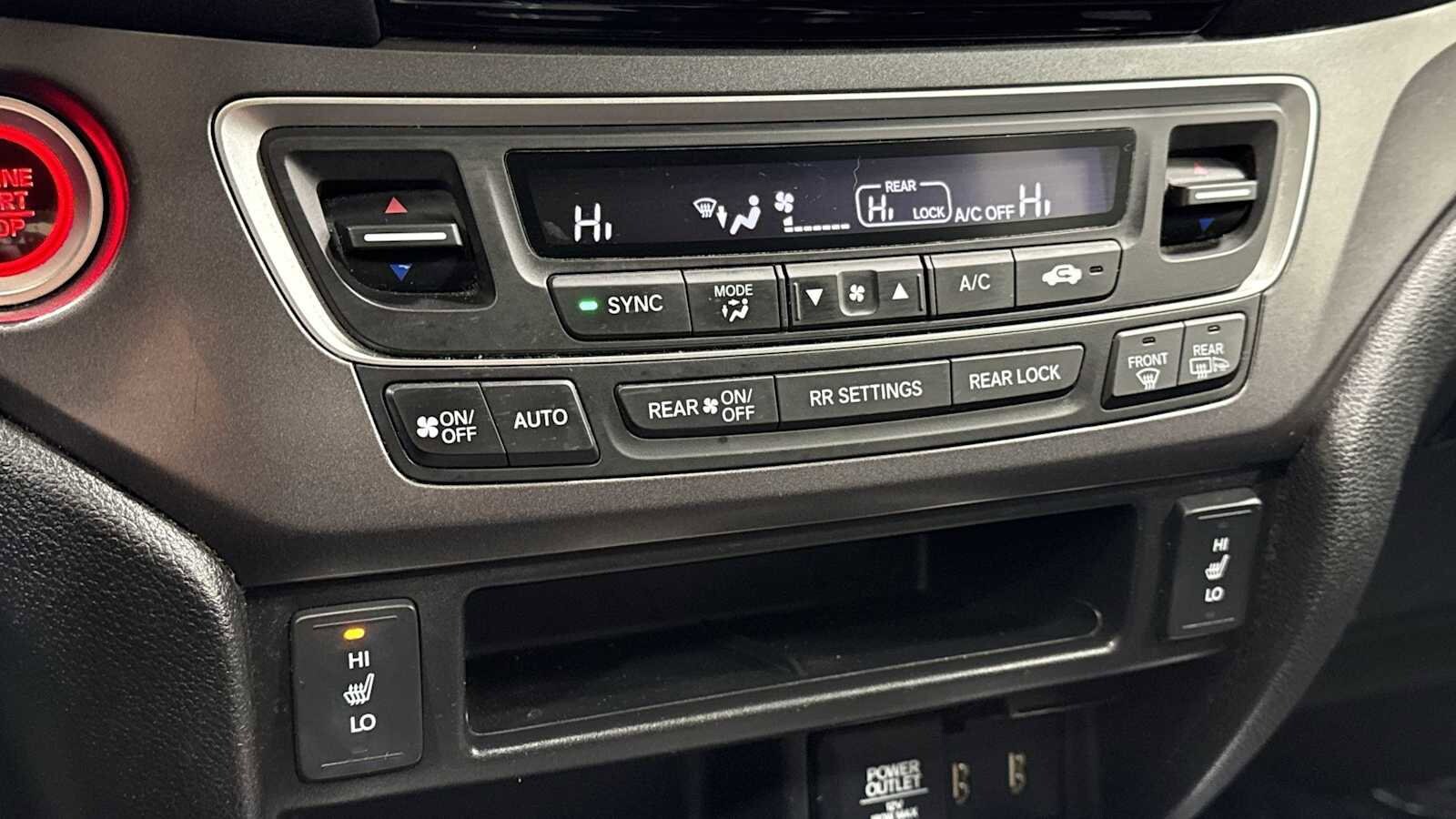 Thumbnail: 2018 Honda Pilot - 20